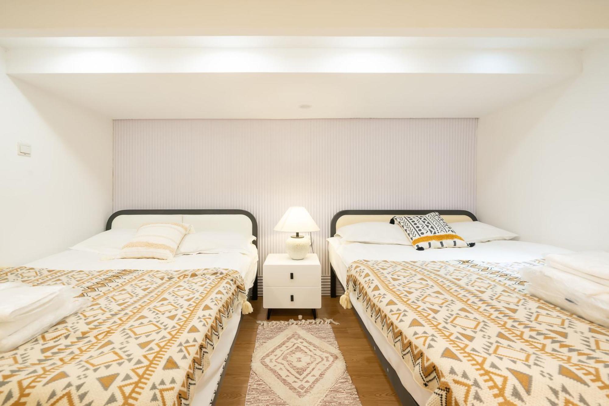 Shanghai Downtown Yi Du B&B - Near South Shaanxi Road Metro Station 600Meters المظهر الخارجي الصورة