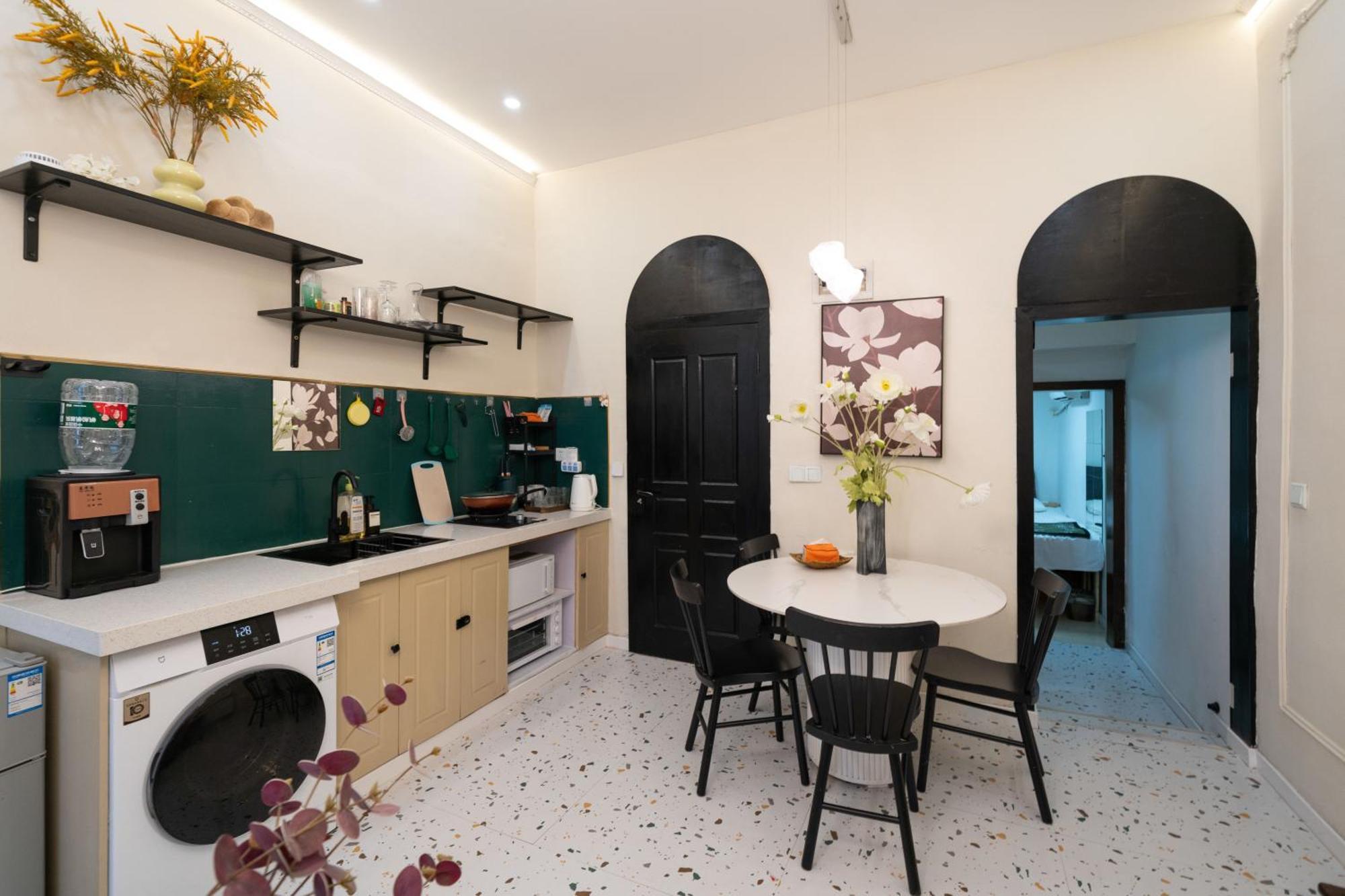 Shanghai Downtown Yi Du B&B - Near South Shaanxi Road Metro Station 600Meters المظهر الخارجي الصورة